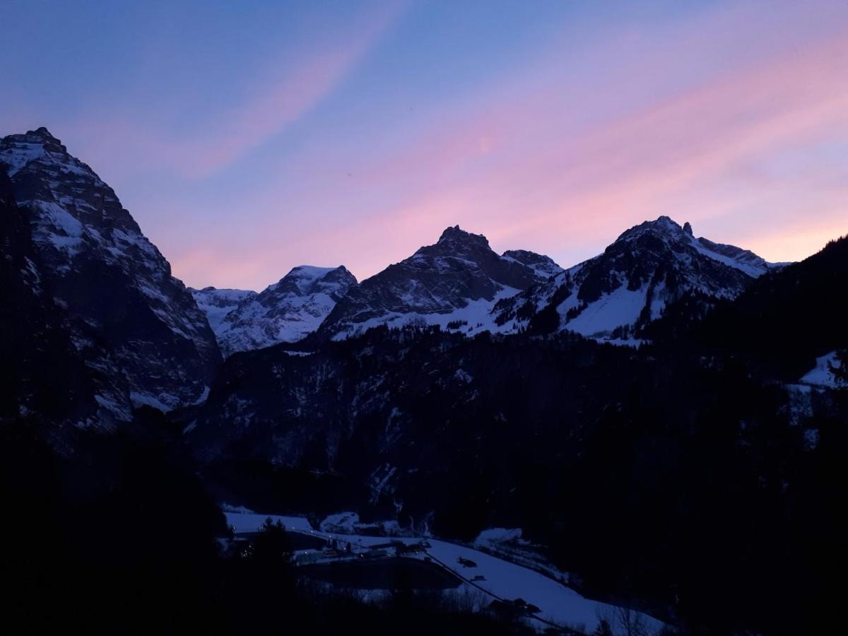 Berggasthaus Obbort Hotel Linthal ภายนอก รูปภาพ